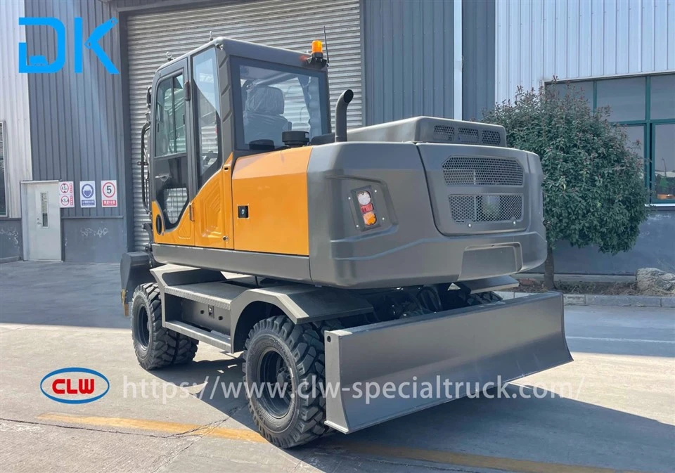 CL9075 Tire Excavator Manual Rear Side View